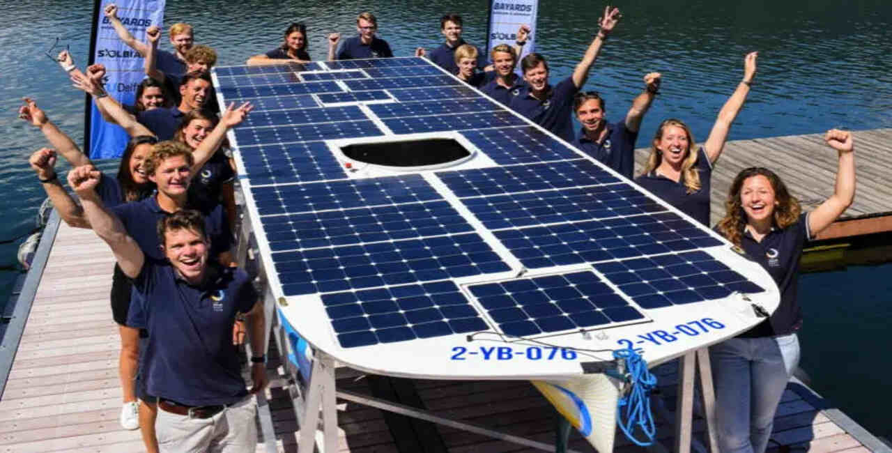 Solar boat racing