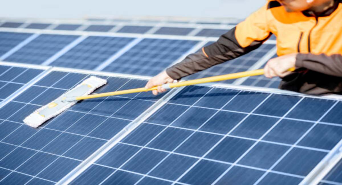 How To Clean Solar Panels? Everything You Need To Know