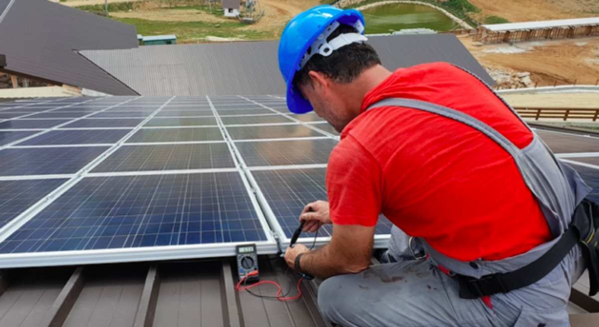 Is Being A Solar Installer Hard? An Overview