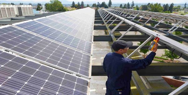 Solar System Troubleshooting: Effective Problem Solving for Installers